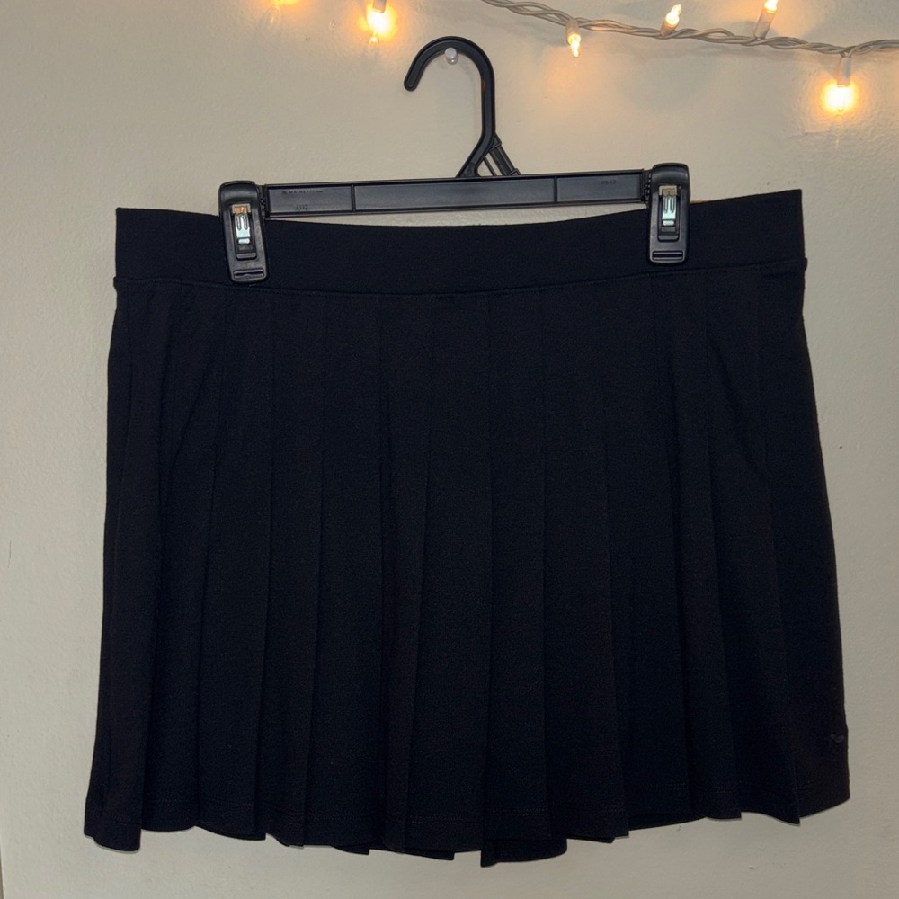 PINK Victoria's Secret Black Pleated Tennis Skort